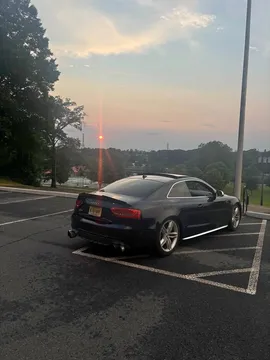 2010 Audi S5 Premium Coupe 2D