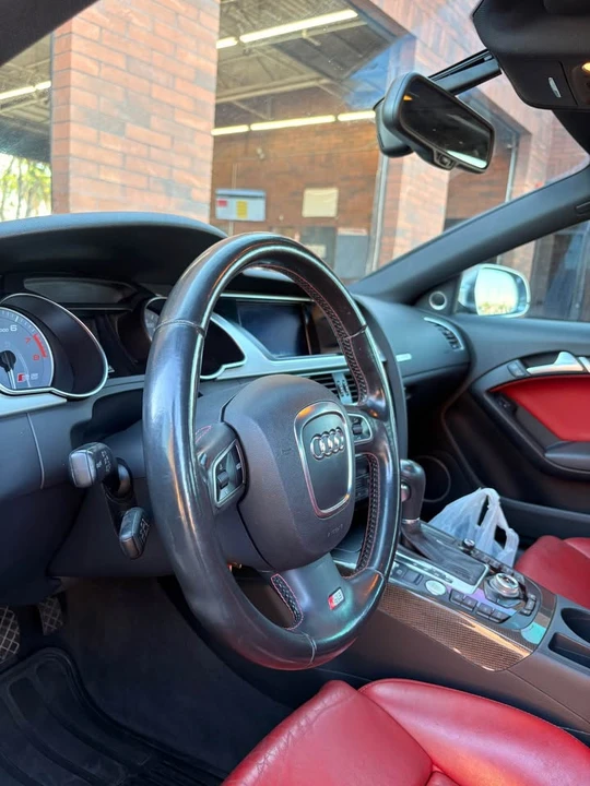 2010 Audi B8 S5 - Image 14 of 17