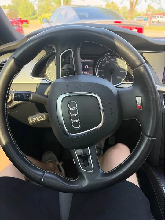 2010 Audi B8 S5 - Image 3 of 4