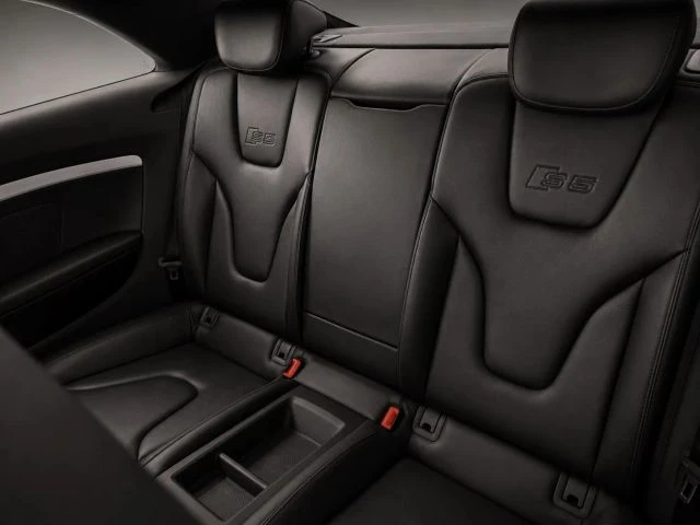 2010 Audi B8 S5 - Image 9 of 12