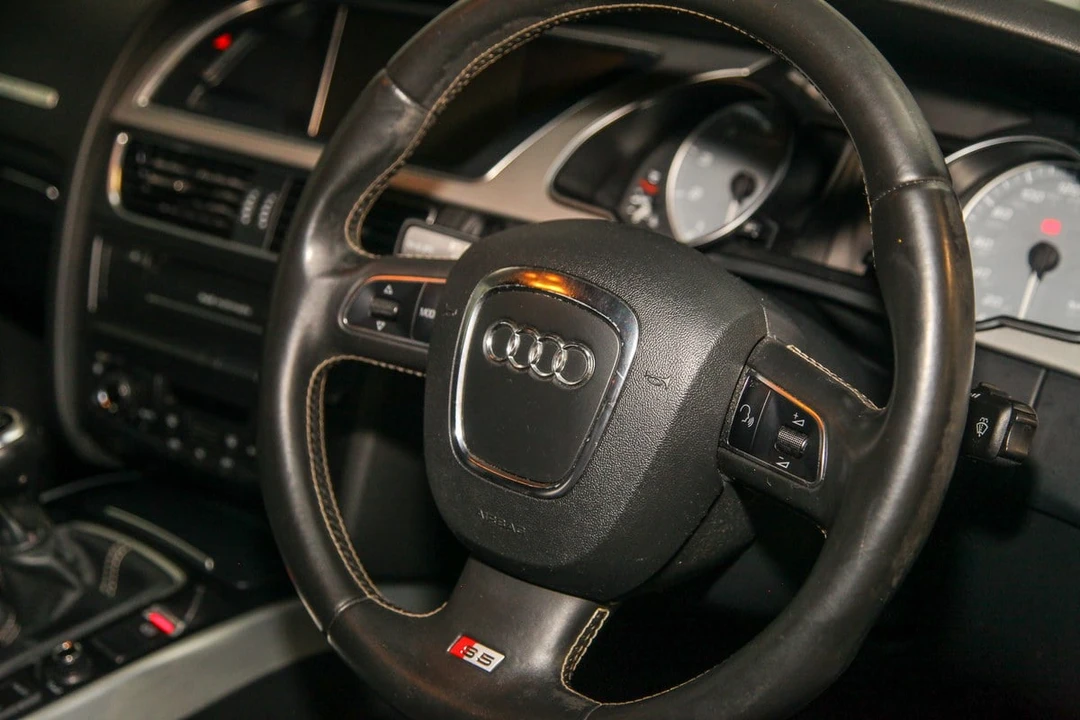 2010 Audi B8 S5 - Image 29 of 30