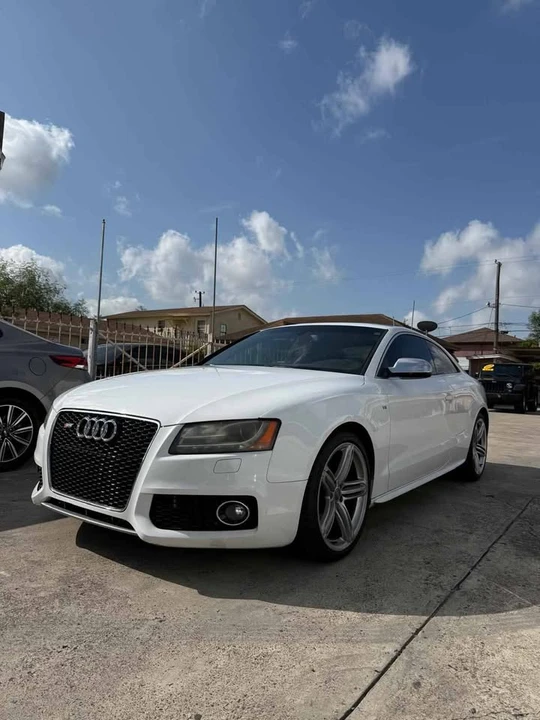 2010 Audi B8 S5 - Image 5 of 14