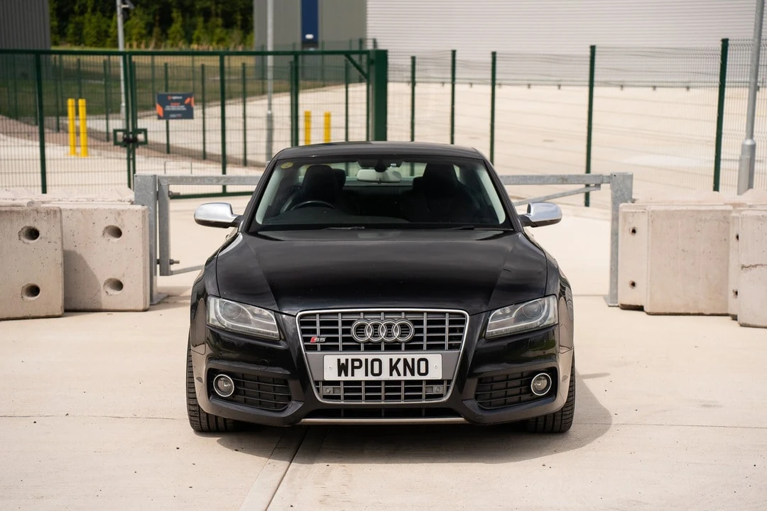 2010 Audi B8 S5 - Image 8 of 30