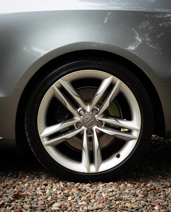 2010 Audi B8 S5 - Image 13 of 30