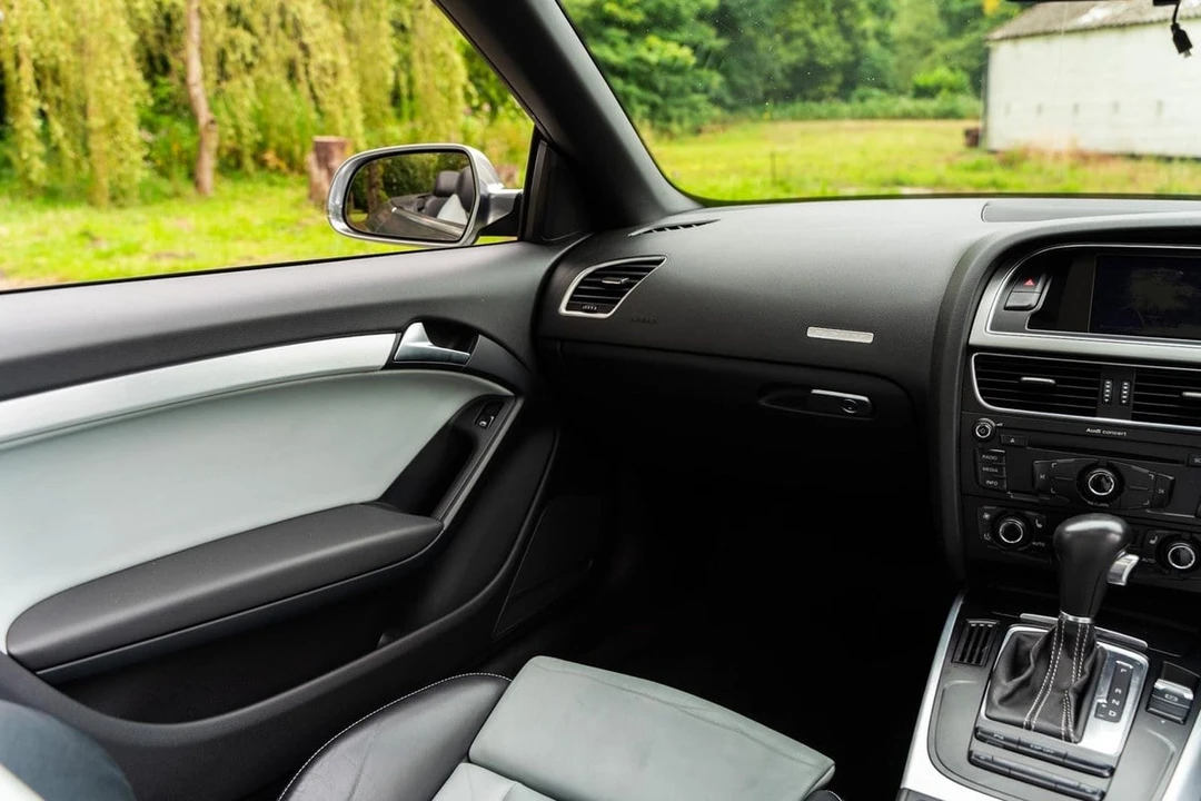 2010 Audi B8 S5 - Image 17 of 30