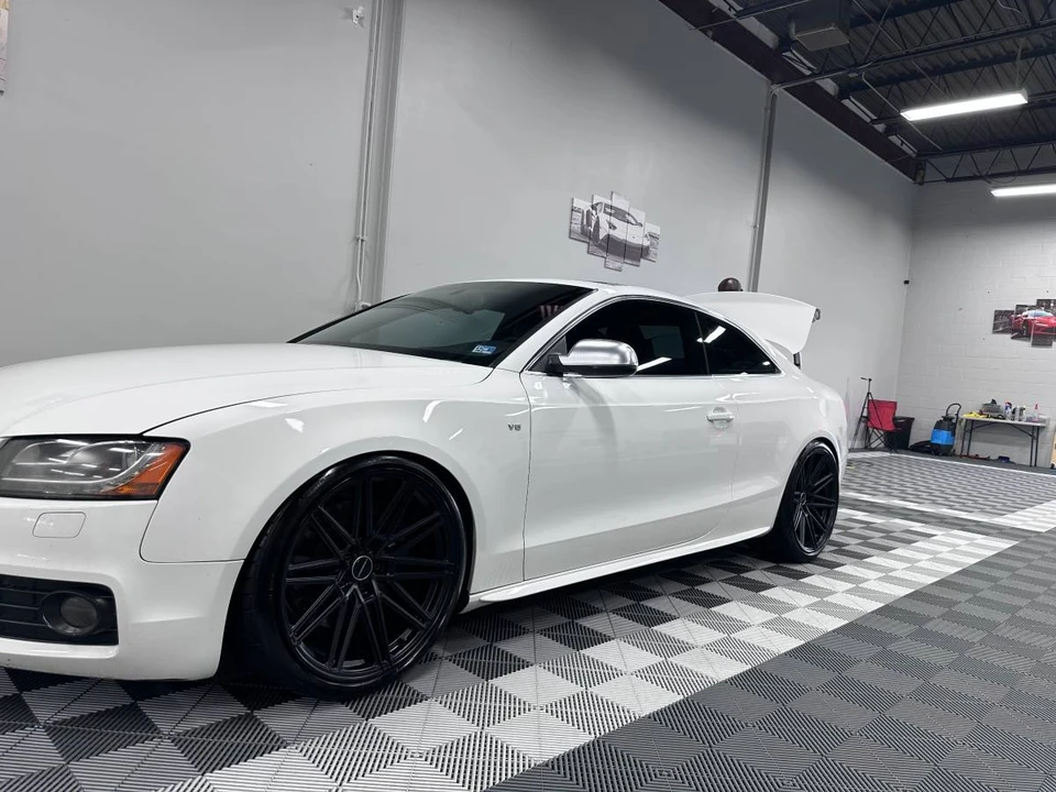 2010 Audi B8 S5 - Image 4 of 10