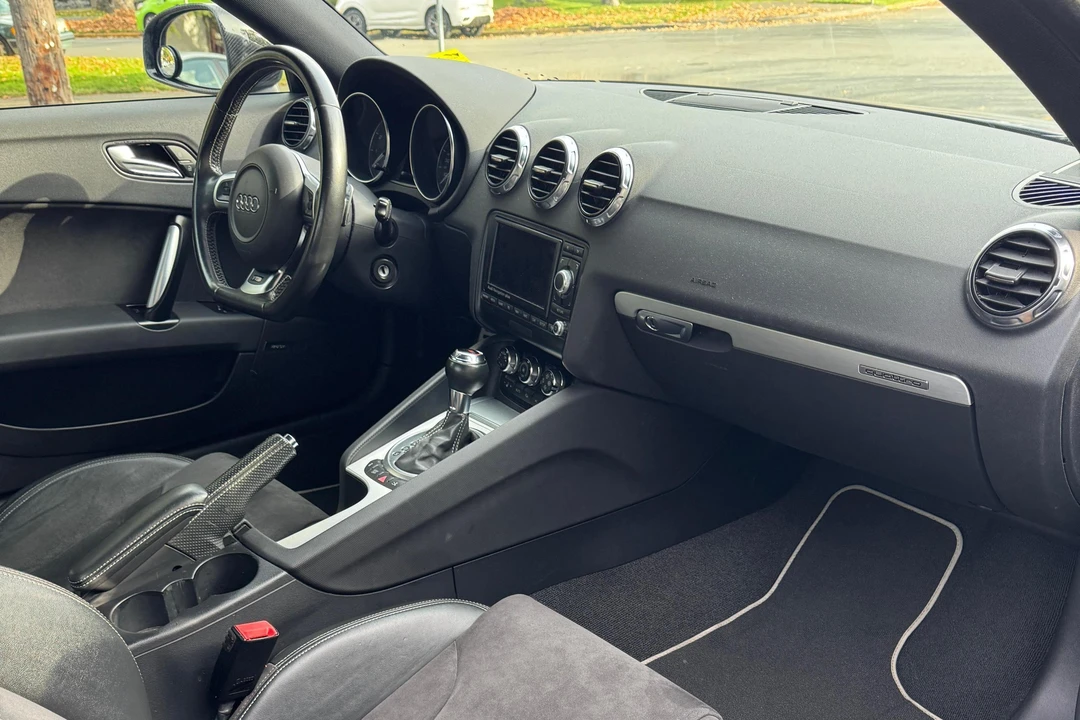 2010 Audi TTS Mk2 - Image 27 of 31