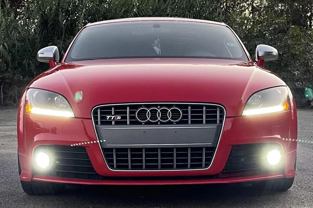 2010 Audi TTS Mk2 - Image 2 of 31