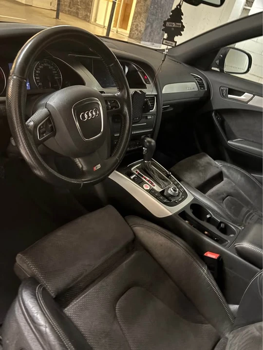 2010 Audi B8 A4 - Image 2 of 6