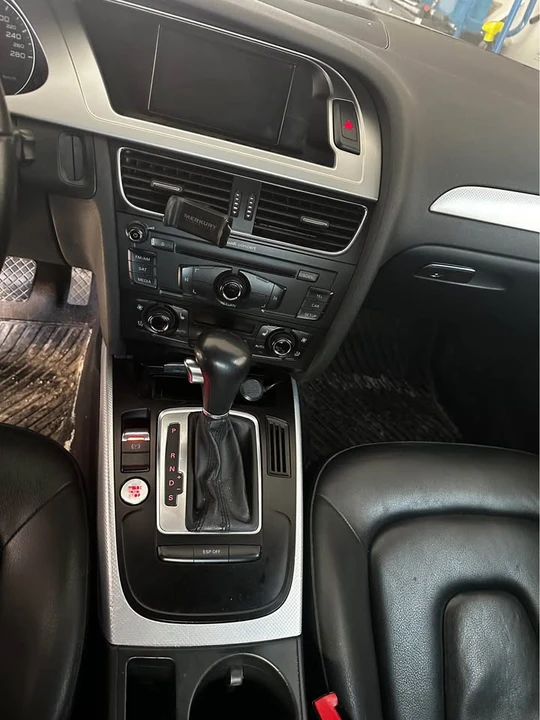 2010 Audi B8 A4 - Image 9 of 13