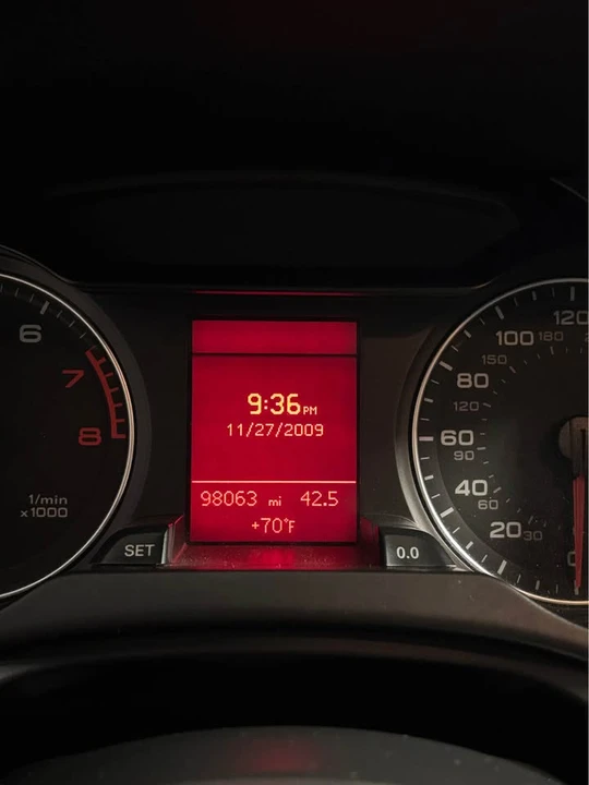 2010 Audi B8 A4 - Image 7 of 8