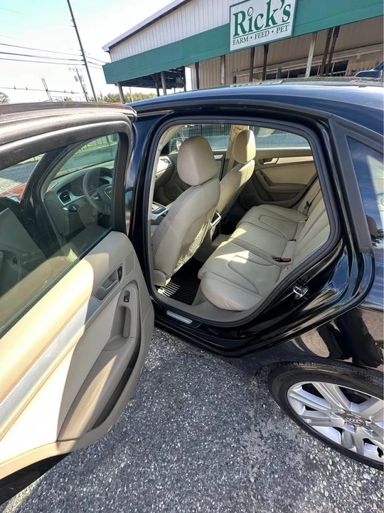 2010 Audi B8 A4 - Image 11 of 13