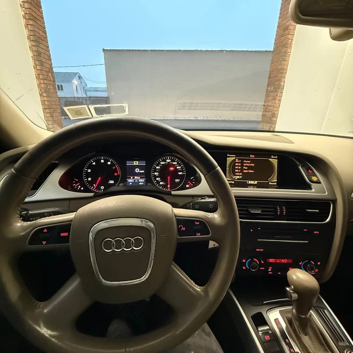 2010 Audi B8 A4 - Image 7 of 14