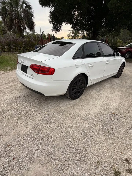 2010 Audi B8 A4 - Image 9 of 10
