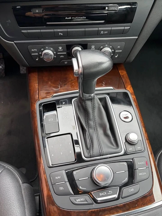 2010 Audi B8 A4 - Image 15 of 17