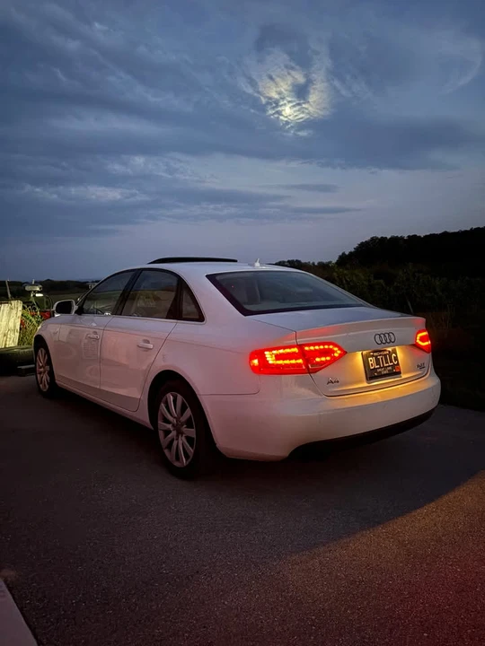2010 Audi B8 A4 - Image 2 of 4