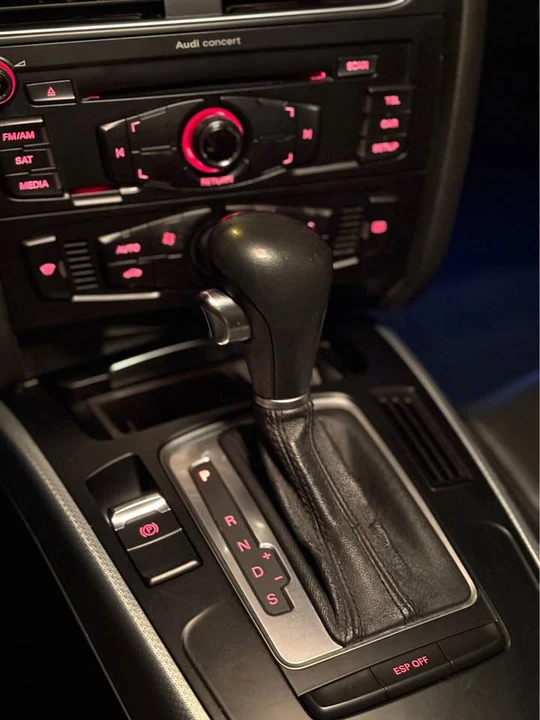 2010 Audi B8 A4 - Image 9 of 16
