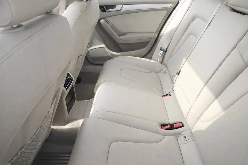 2010 Audi B8 A4 - Image 4 of 5