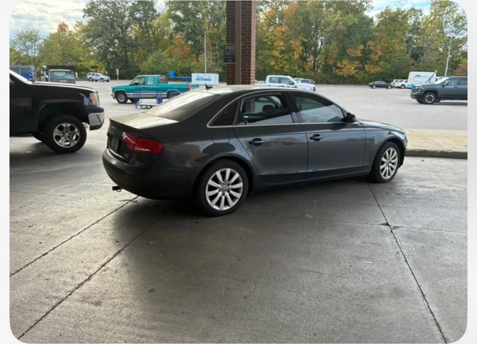 2010 Audi B8 A4 - Image 2 of 4