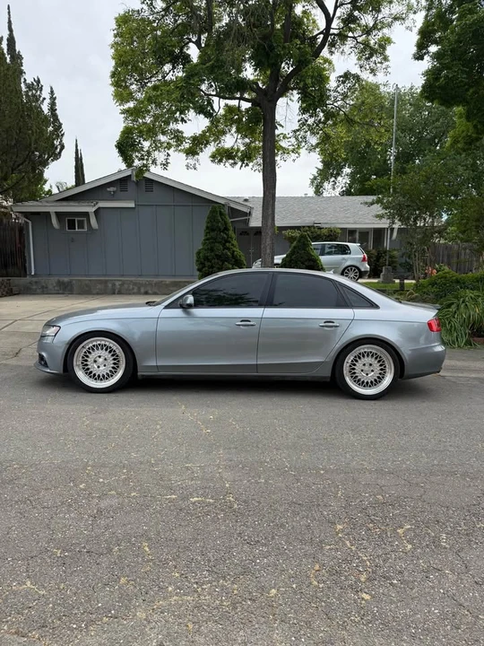 2010 Audi B8 A4 - Image 2 of 14