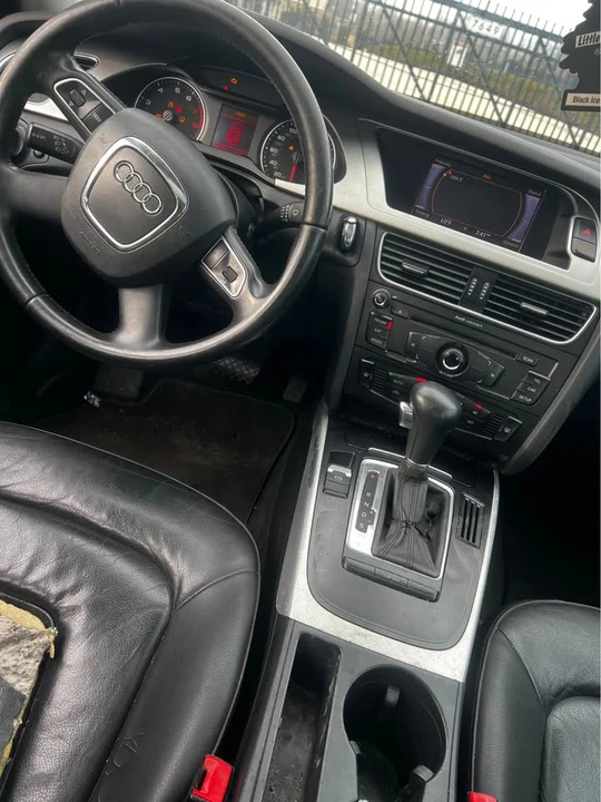 2010 Audi B8 A4 - Image 5 of 8