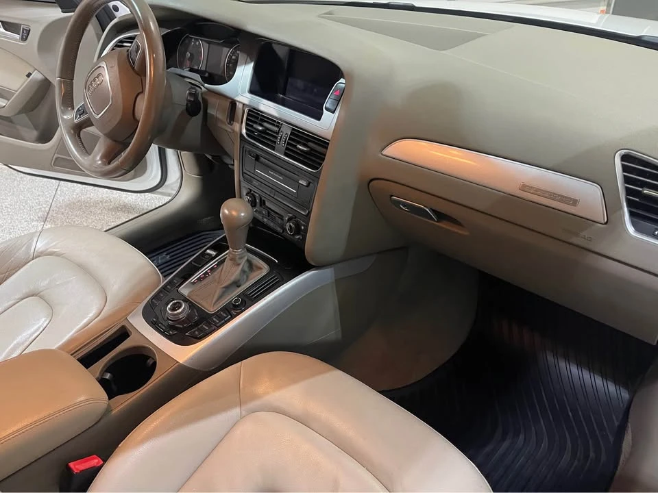 2010 Audi B8 A4 - Image 9 of 14
