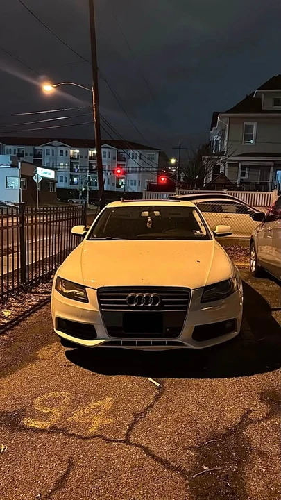 2010 Audi B8 A4 - Image 2 of 9