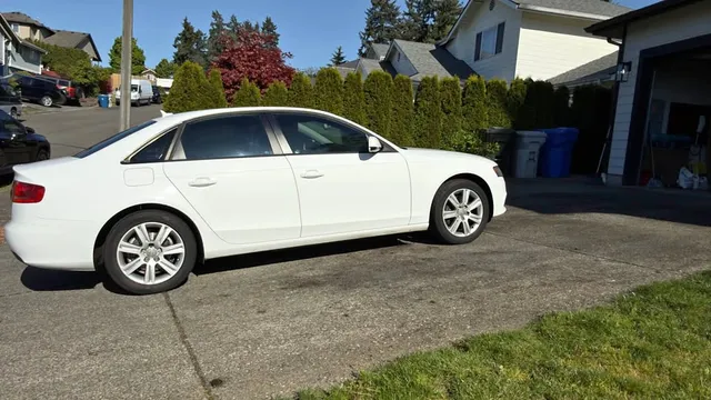 2010 Audi A4 2.0T Quattro Sedan