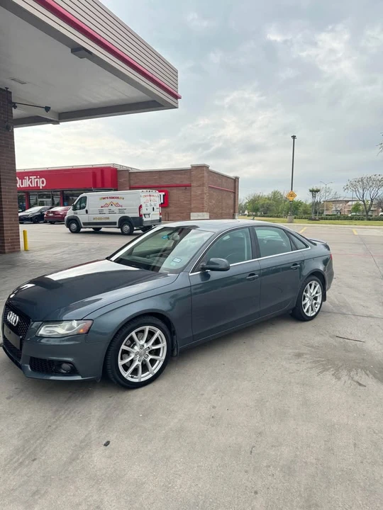 2010 Audi B8 A4 - Image 2 of 10