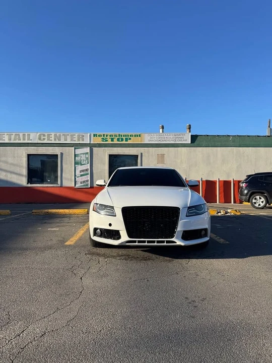 2010 Audi B8 A4 - Image 2 of 18