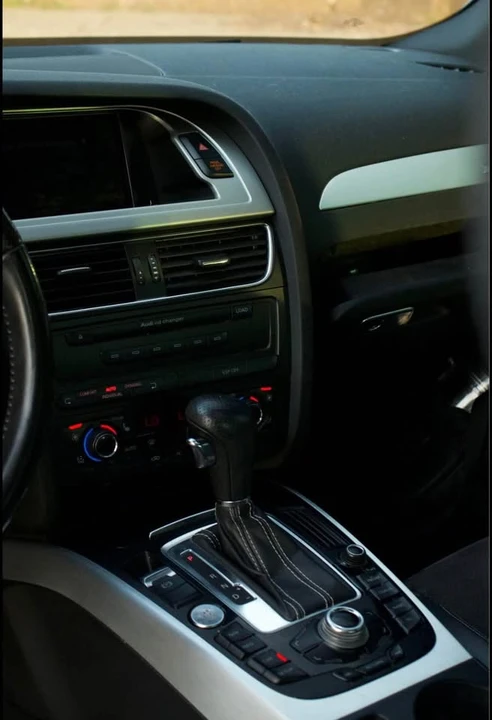2010 Audi B8 A4 - Image 8 of 11