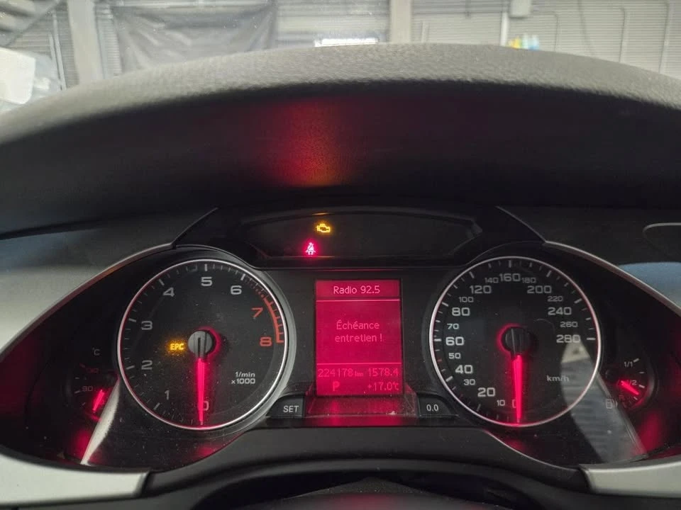 2010 Audi B8 A4 - Image 19 of 20