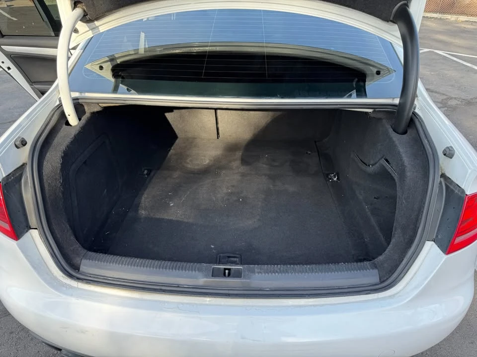 2010 Audi B8 A4 - Image 13 of 19