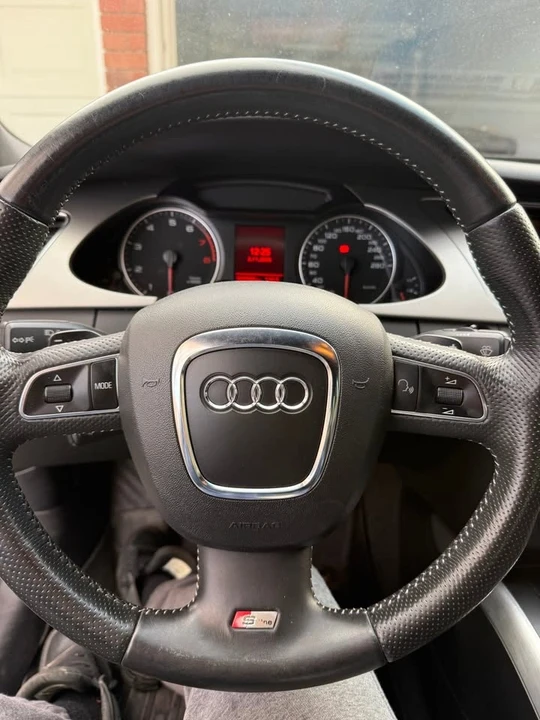 2010 Audi B8 A4 - Image 7 of 13