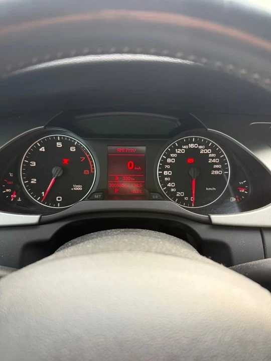 2010 Audi B8 A4 - Image 9 of 13