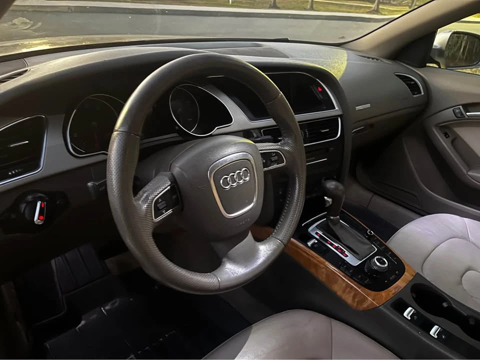 2010 Audi B8 A5 - Image 2 of 9