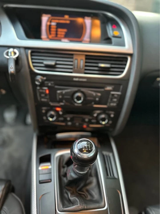 2010 Audi B8 A5 - Image 15 of 18