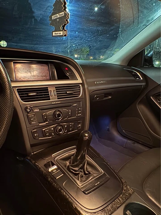 2010 Audi B8 A5 - Image 9 of 11