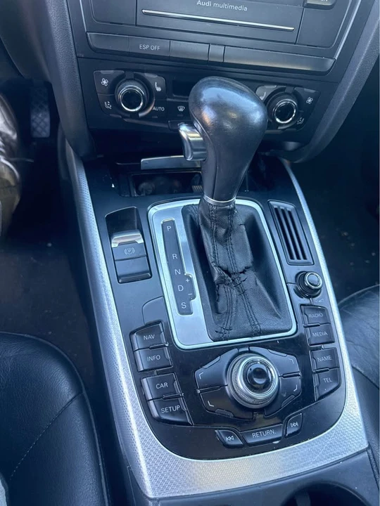 2010 Audi B8 A5 - Image 2 of 2