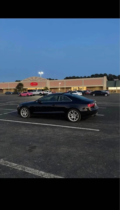 2010 Audi B8 A5 - Image 2 of 5