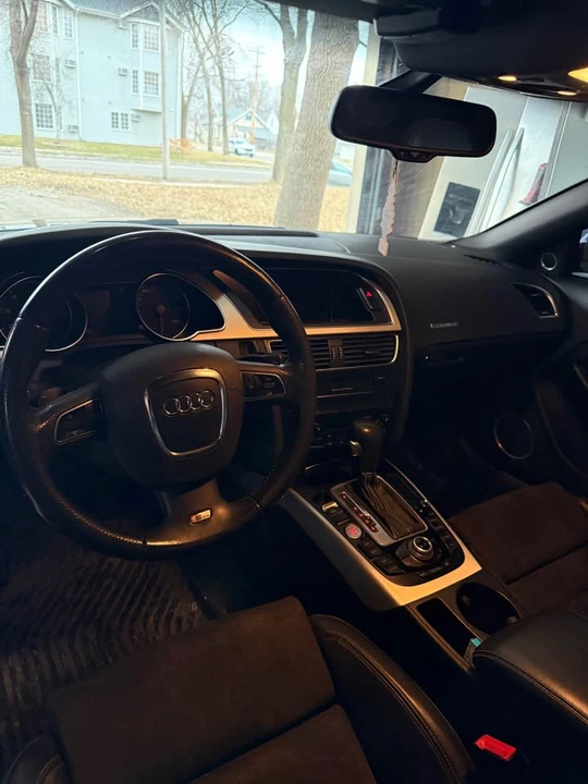 2010 Audi B8 A5 - Image 6 of 9