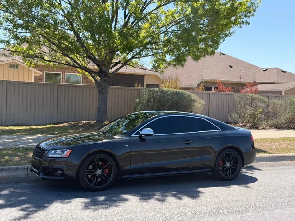 2010 Audi B8 A5 - Image 2 of 11