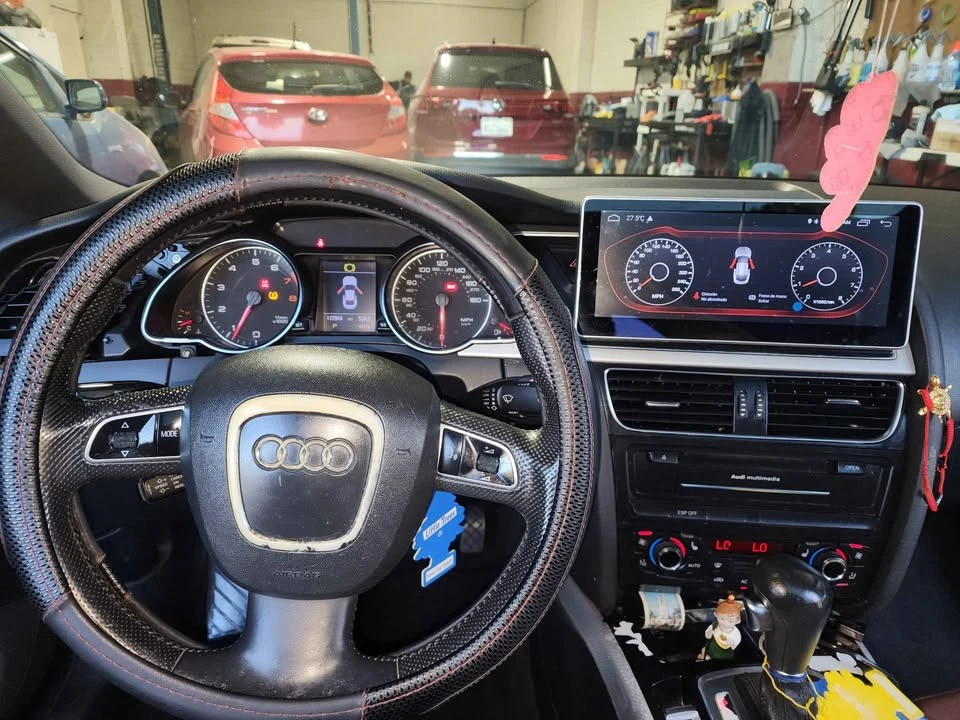 2010 Audi B8 A5 - Image 2 of 9