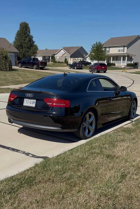 2010 Audi B8 A5 - Image 2 of 8