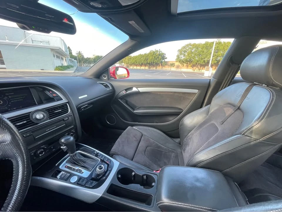 2010 Audi B8 A5 - Image 8 of 17
