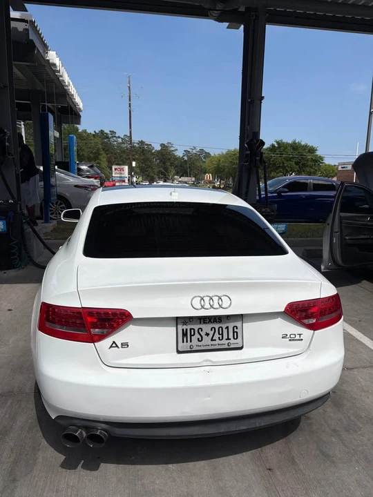 2010 Audi B8 A5 - Image 2 of 5