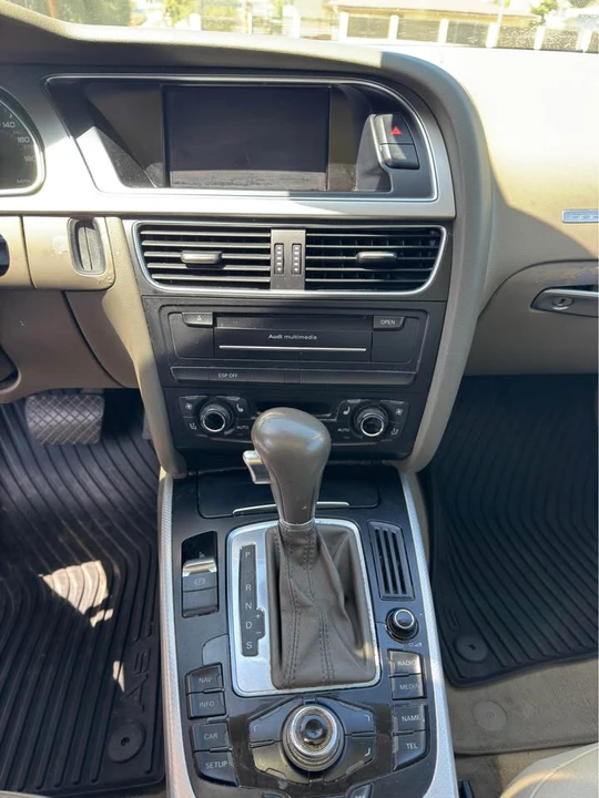 2010 Audi B8 A5 - Image 9 of 11