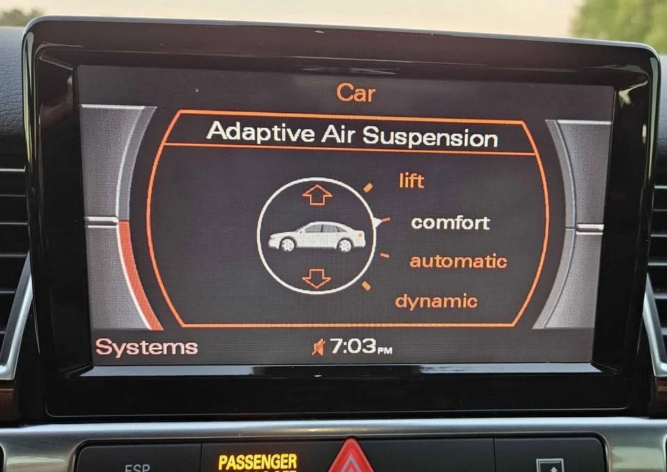 2010 Audi D4 A8 - Image 14 of 19