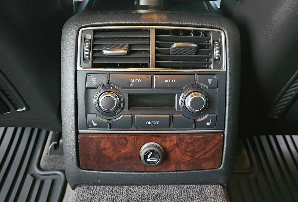 2010 Audi D4 A8 - Image 15 of 19