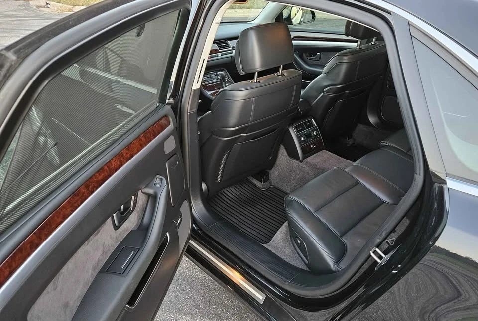 2010 Audi D4 A8 - Image 10 of 19